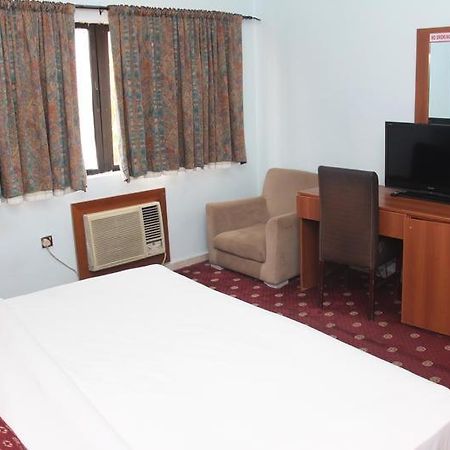 Grand Ibro Hotel Annex Ankuru Exterior photo
