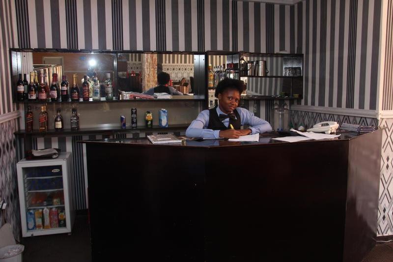 Grand Ibro Hotel Annex Ankuru Exterior photo