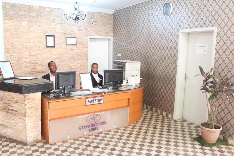 Grand Ibro Hotel Annex Ankuru Exterior photo