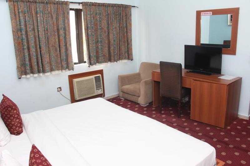 Grand Ibro Hotel Annex Ankuru Exterior photo