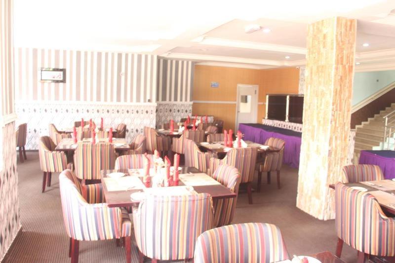 Grand Ibro Hotel Annex Ankuru Exterior photo